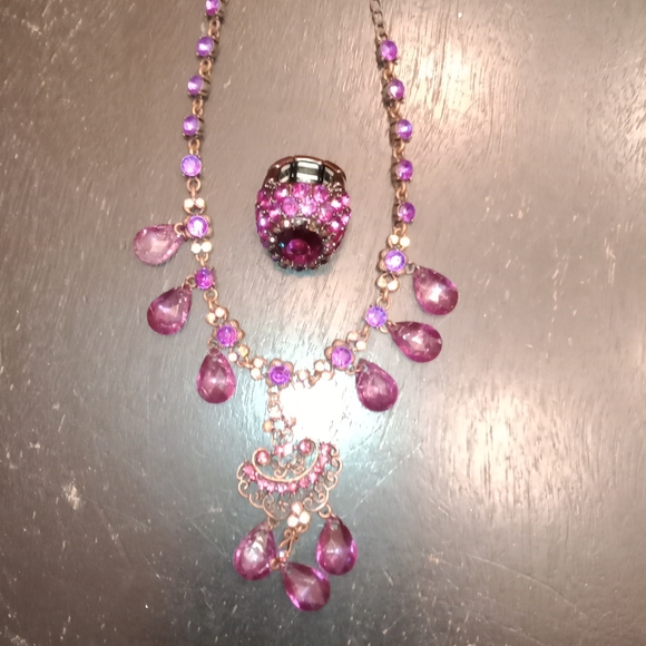 HP!! EUC 2 Piece Vintage Jewelry Set! Ring & Necklace! - Picture 4 of 8